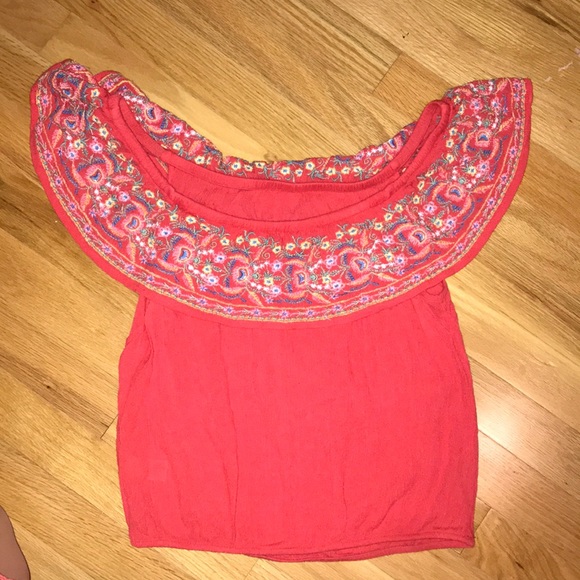 Small red Arizona jeans off the shoulder top - Picture 2 of 4